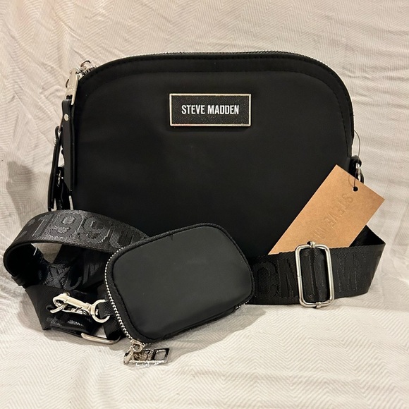 STEVE MADDEN BDAREN NYLON BLACK DOME BAG. MATTE BLACK. TRENDY+CHIC. NWTS. - Picture 2 of 15